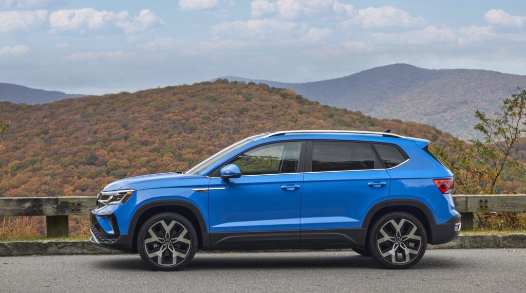 2022 VW Taos: A solid baby bear SUV - Bear World Magazine