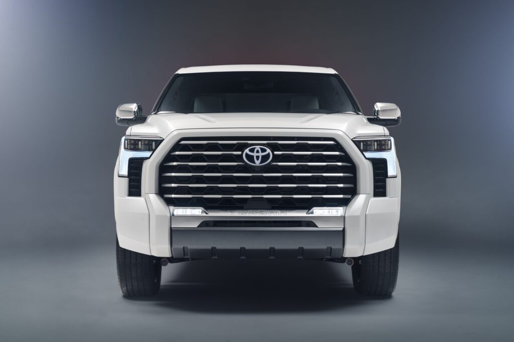 Toyota Tundra front view 