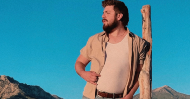 A chat with singer-songwriter Spencer Sanders about his latest album, creative process, and what’s next